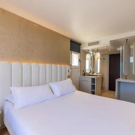 L'escale Cote Sud Hotel LʼÎle-Rousse