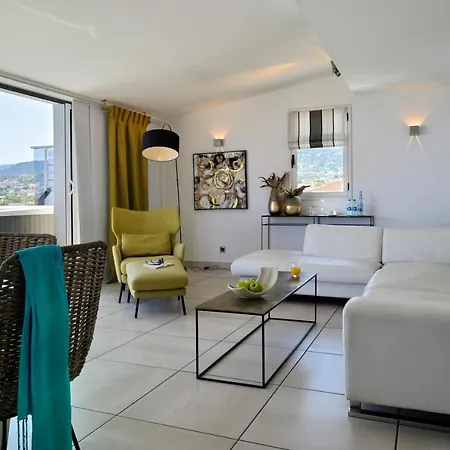 レスカール　コテ　シュッド 3* LʼÎle-Rousse