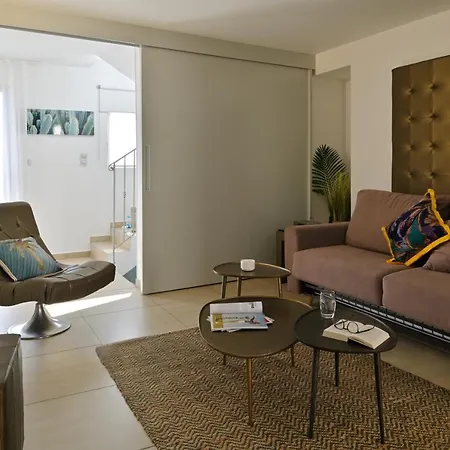 L'escale Cote Sud 3* L'Ile-Rousse (Corsica)