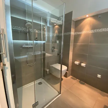 L'escale Cote Sud 3* L'Ile-Rousse (Corsica)