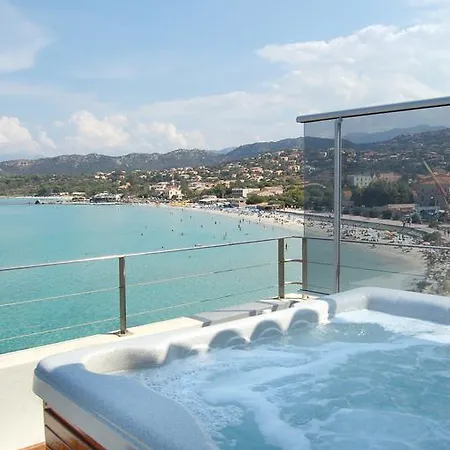 Hotel L'escale Côté Sud 3*