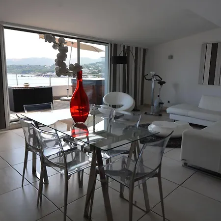 Hotel L'escale Cote Sud 3*