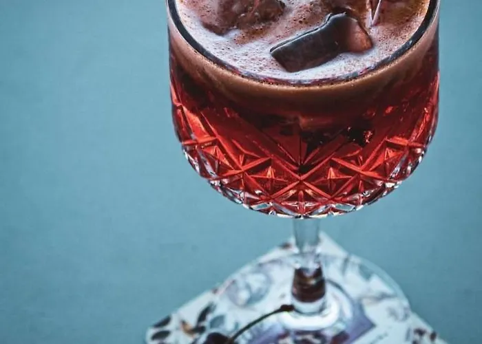 Hotel L'escale Côté Sud LʼÎle-Rousse