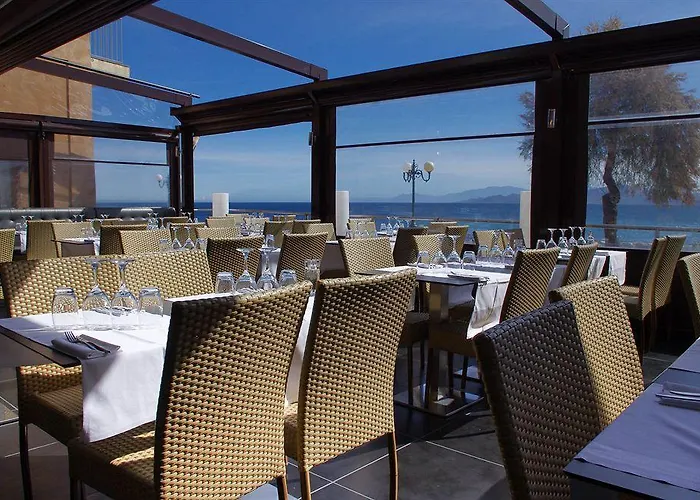 L'escale Cote Sud Hotel 3*