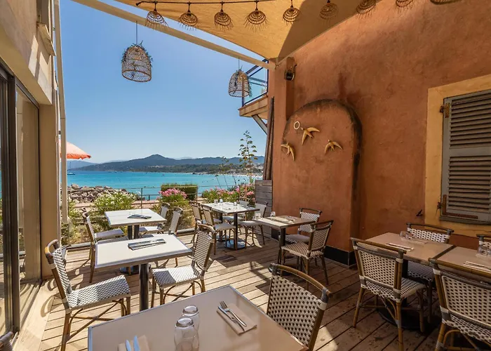 L'escale Cote Sud Hotel LʼÎle-Rousse