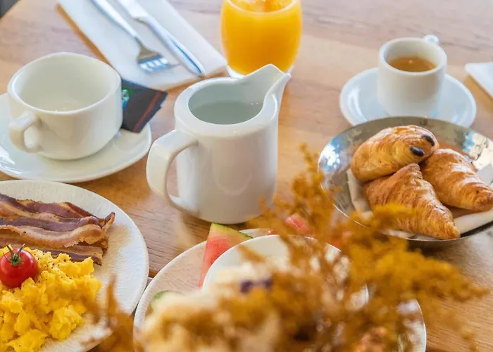 Hotel L'escale Côté Sud 3*