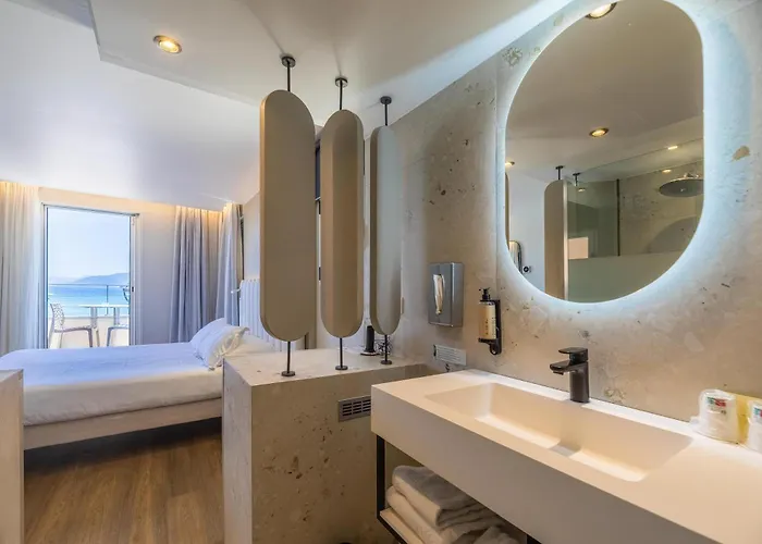 L'escale Cote Sud Hotel 3*