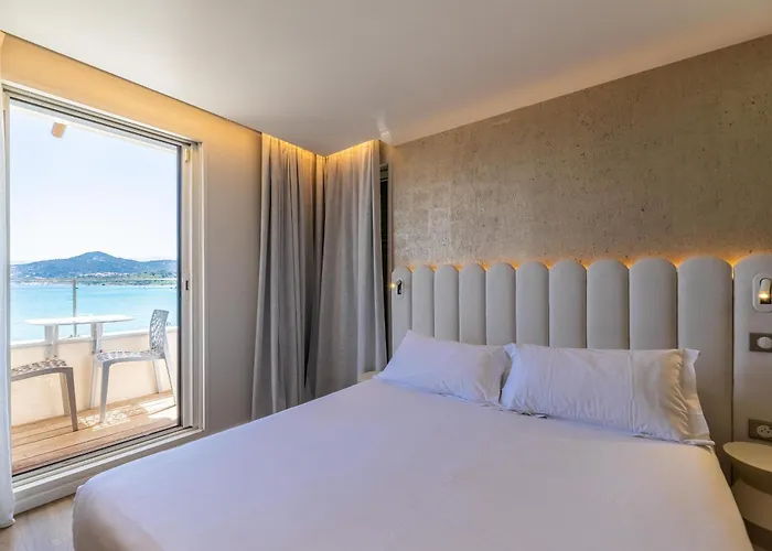 L'escale Cote Sud LʼÎle-Rousse