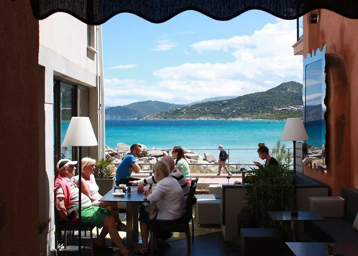 L'escale Cote Sud Hotel 3*