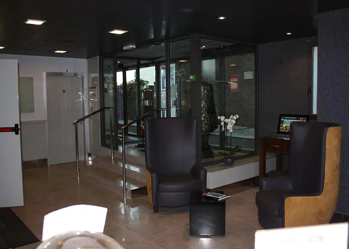 L'escale Côté Sud 3* LʼÎle-Rousse