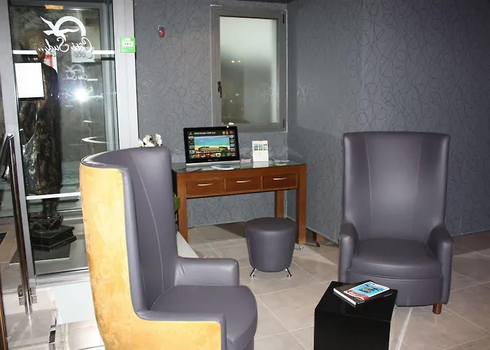 Hotel L'escale Cote Sud 3*